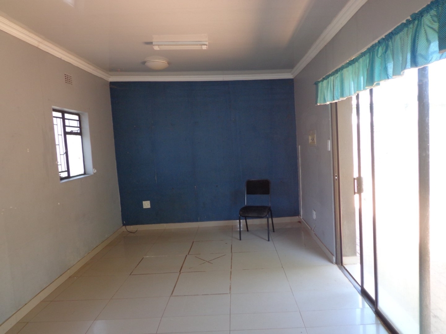 7 Bedroom Property for Sale in Hospitaalpark Limpopo