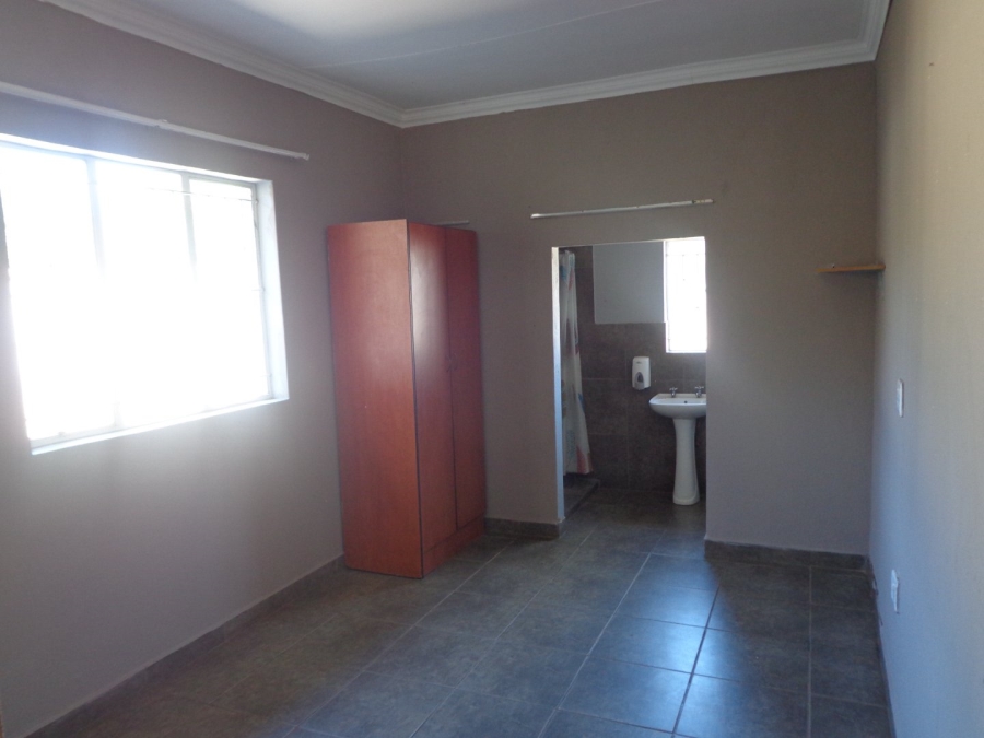 7 Bedroom Property for Sale in Hospitaalpark Limpopo