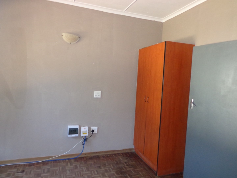 7 Bedroom Property for Sale in Hospitaalpark Limpopo