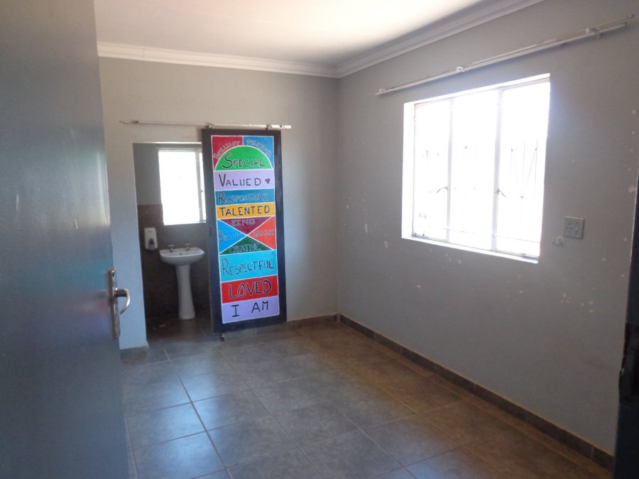 7 Bedroom Property for Sale in Hospitaalpark Limpopo