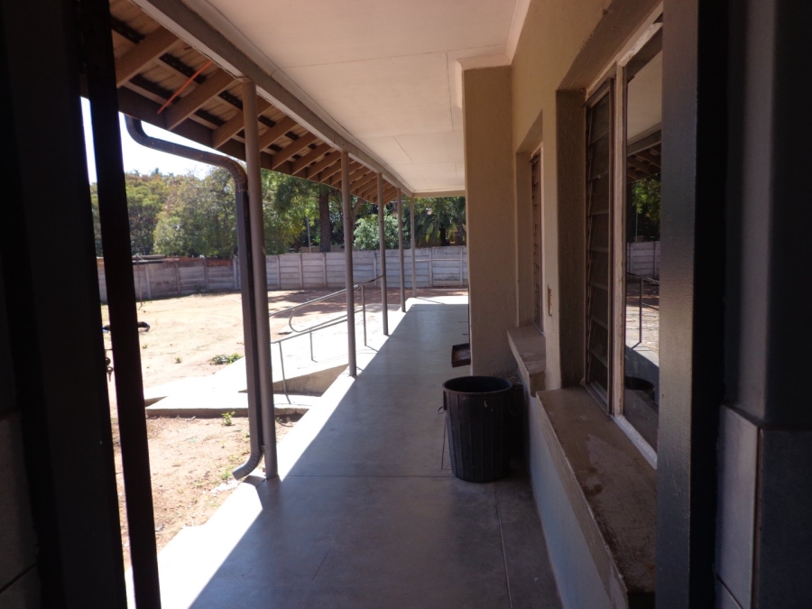 7 Bedroom Property for Sale in Hospitaalpark Limpopo