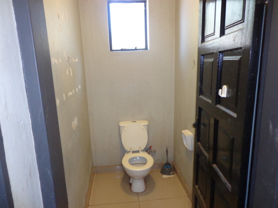 7 Bedroom Property for Sale in Hospitaalpark Limpopo