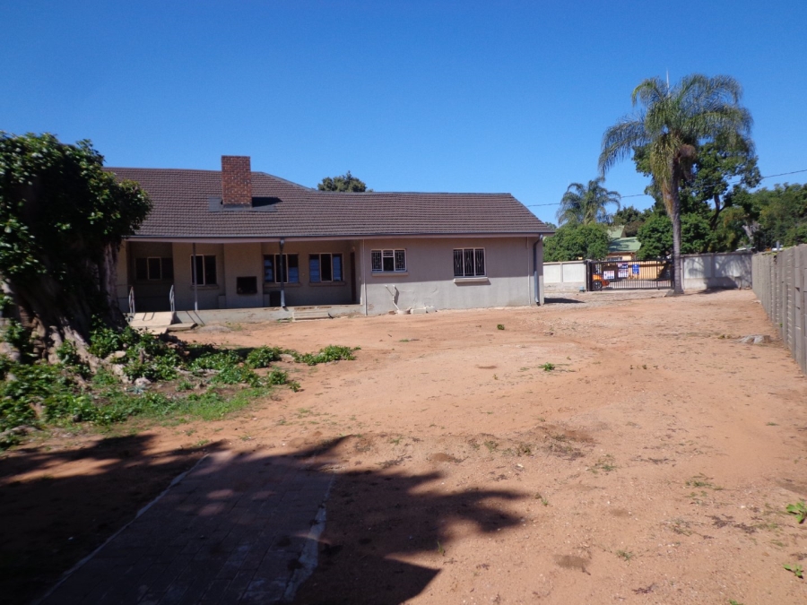 7 Bedroom Property for Sale in Hospitaalpark Limpopo