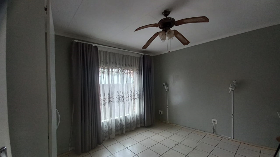 To Let 3 Bedroom Property for Rent in Bendor Limpopo