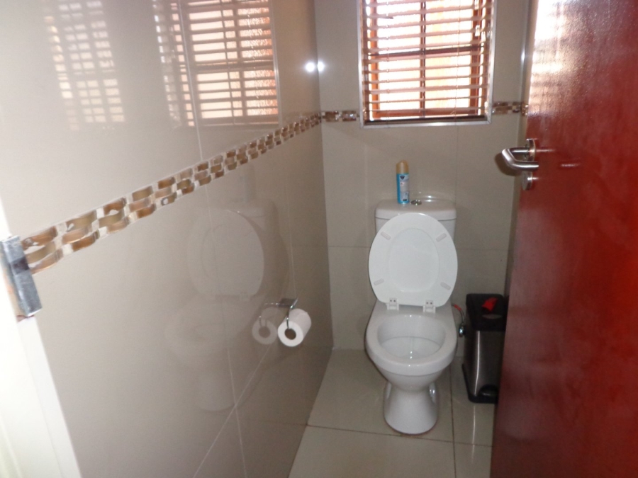  Bedroom Property for Sale in Polokwane Central Limpopo