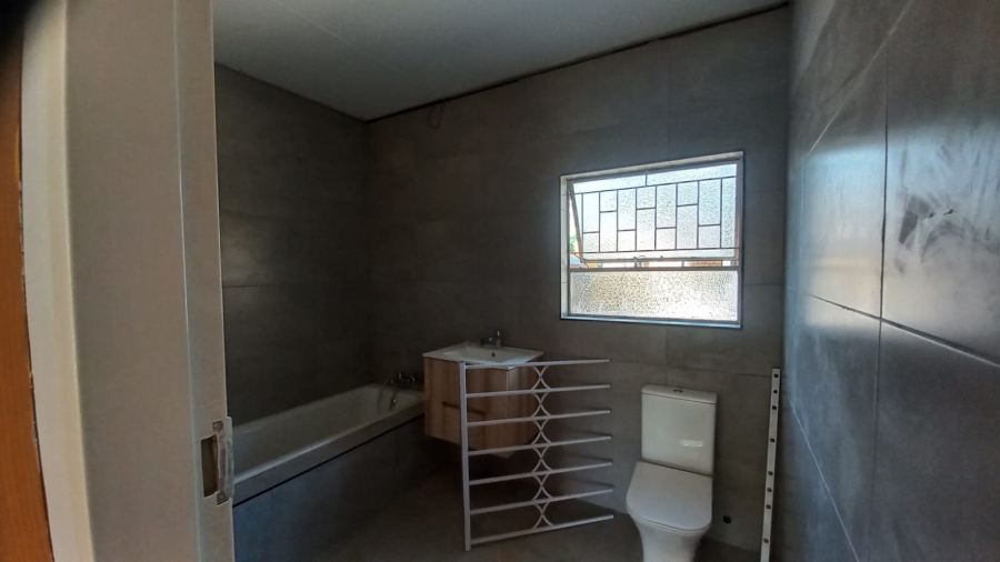 To Let 3 Bedroom Property for Rent in Bendor Limpopo