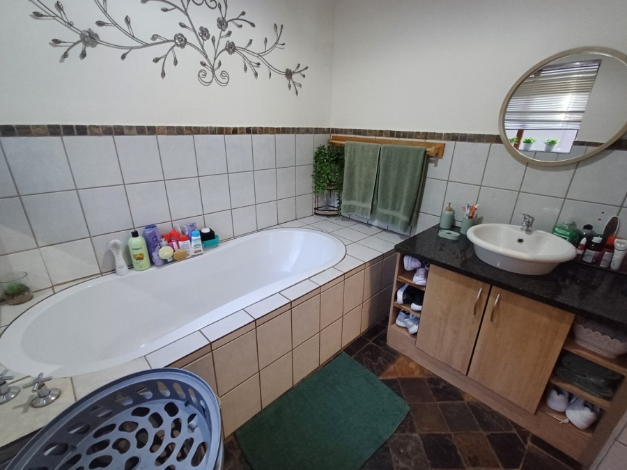 3 Bedroom Property for Sale in Thabazimbi Limpopo