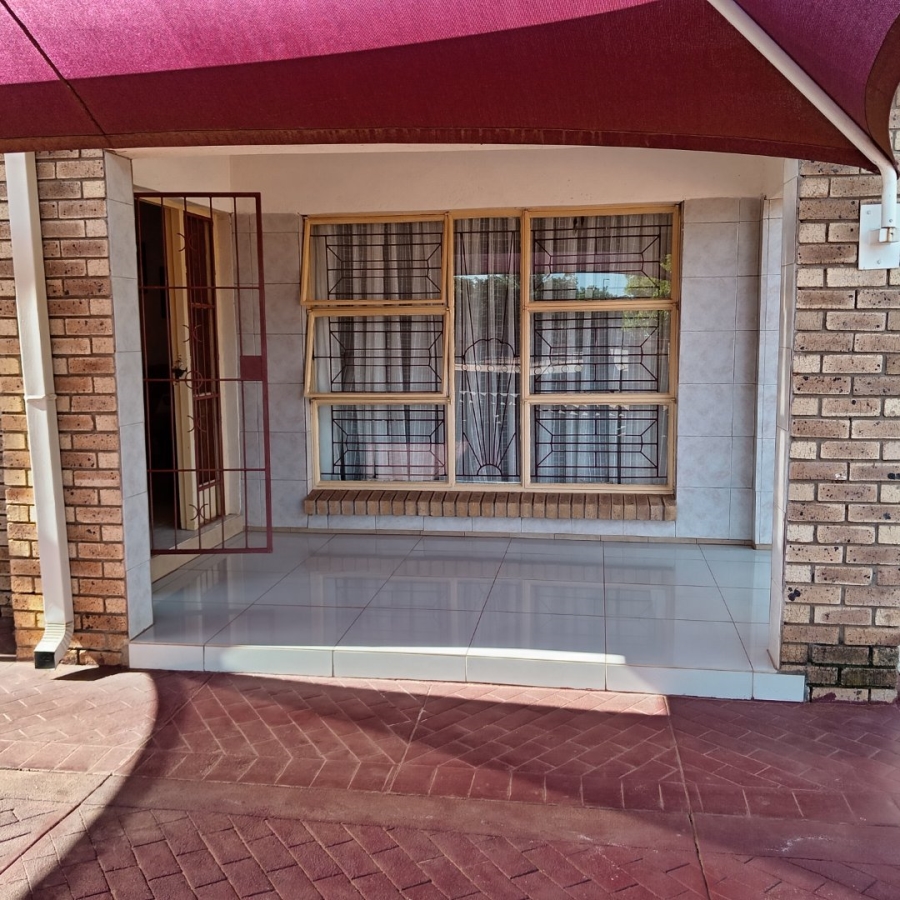 3 Bedroom Property for Sale in Lebowakgomo Zone A Limpopo