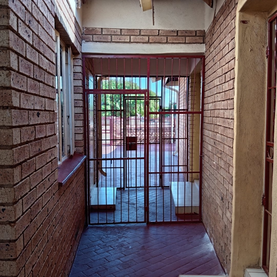 3 Bedroom Property for Sale in Lebowakgomo Zone A Limpopo
