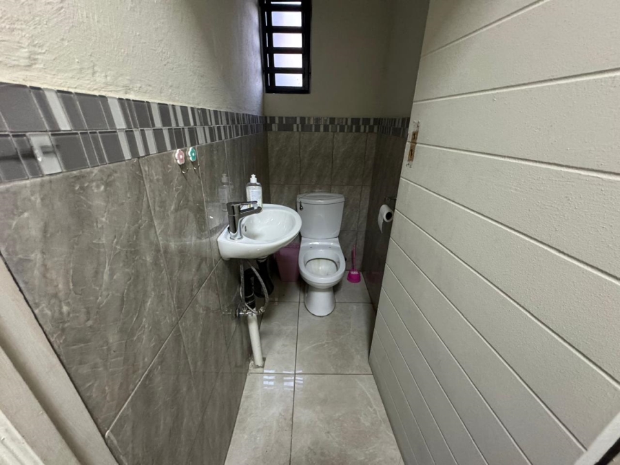 2 Bedroom Property for Sale in Bendor Limpopo