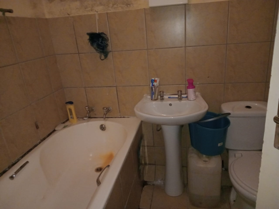 2 Bedroom Property for Sale in Polokwane Central Limpopo