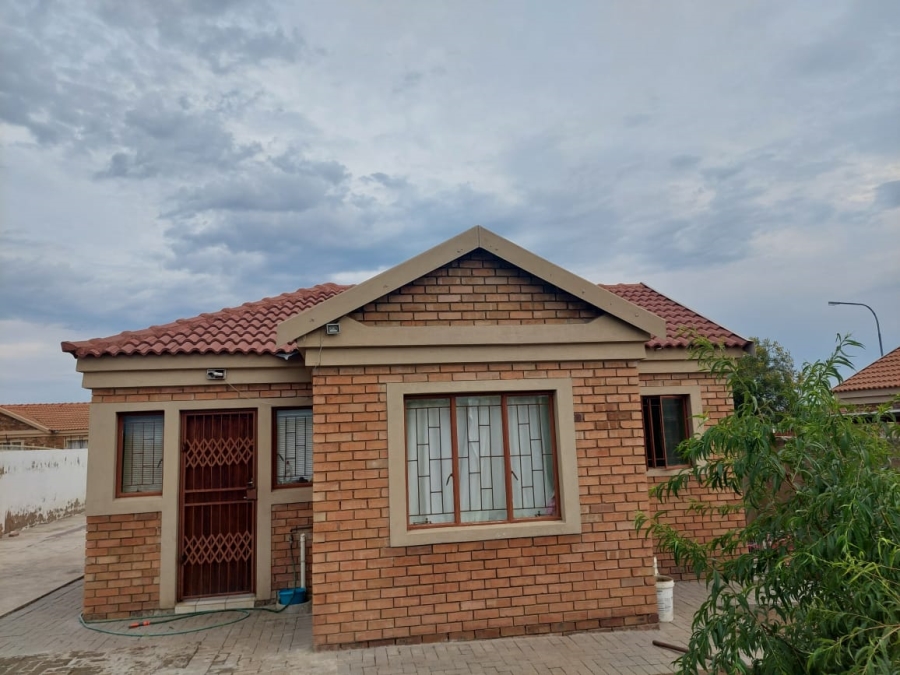 2 Bedroom Property for Sale in Rethabile Gardens Limpopo