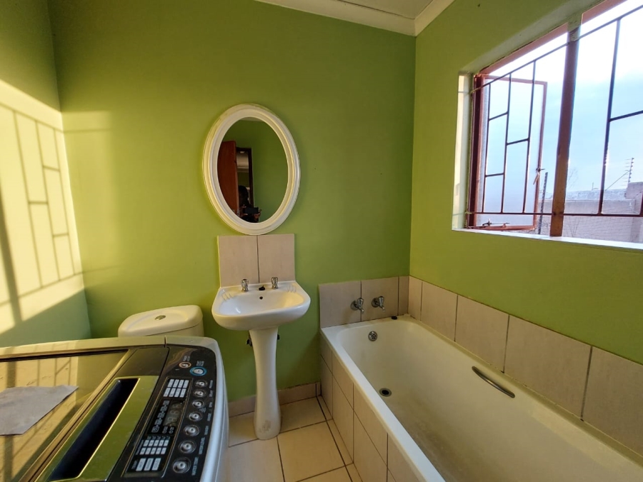 2 Bedroom Property for Sale in Rethabile Gardens Limpopo