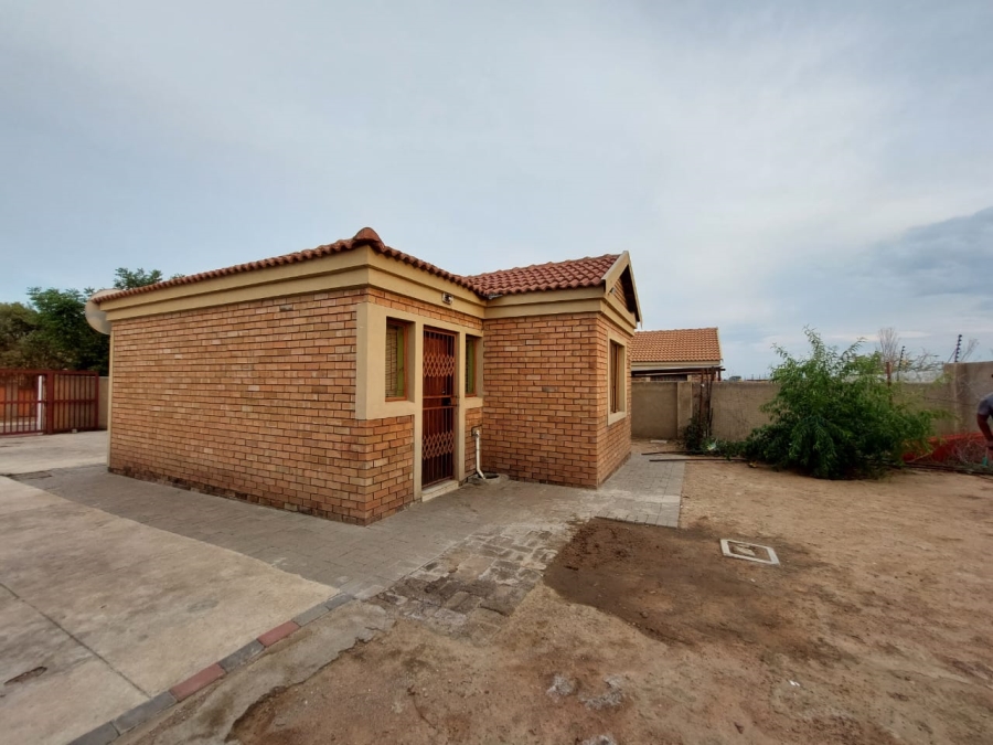 2 Bedroom Property for Sale in Rethabile Gardens Limpopo