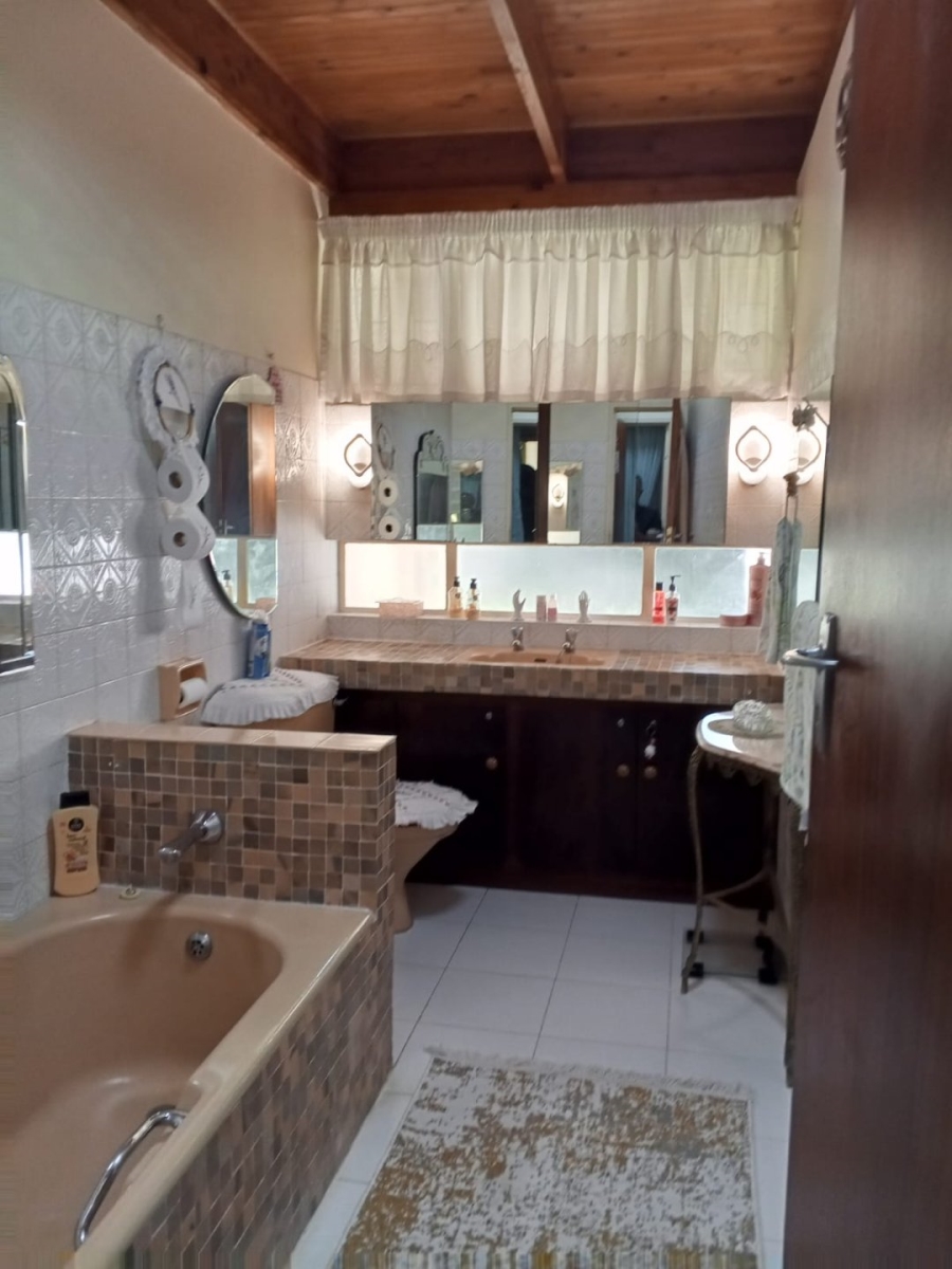 7 Bedroom Property for Sale in Welgelegen Limpopo