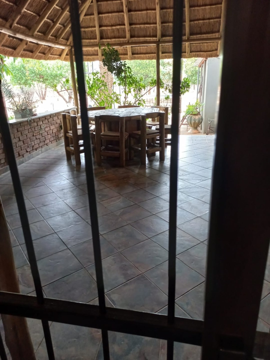 6 Bedroom Property for Sale in Kromdraai Limpopo