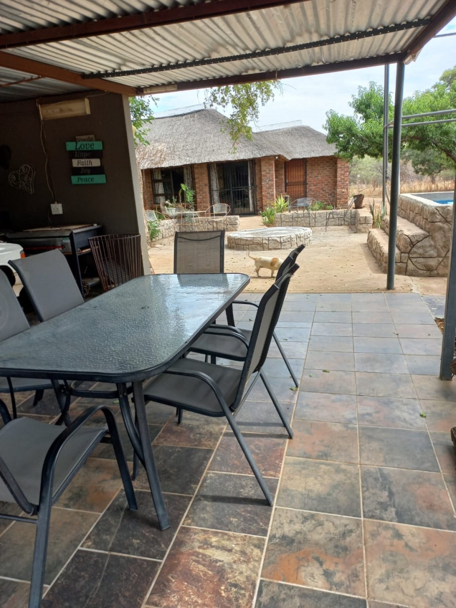 6 Bedroom Property for Sale in Kromdraai Limpopo