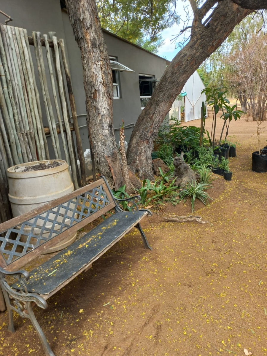 6 Bedroom Property for Sale in Kromdraai Limpopo