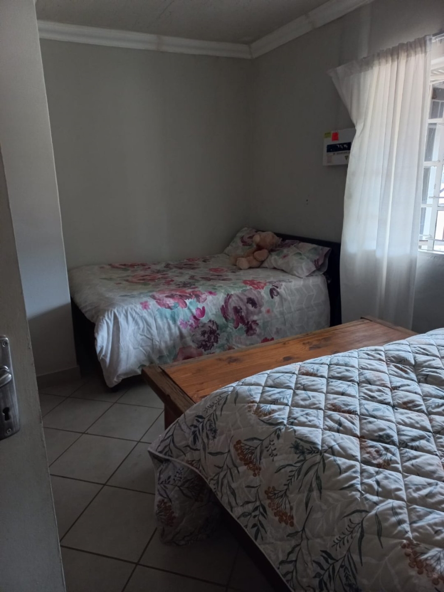 6 Bedroom Property for Sale in Kromdraai Limpopo