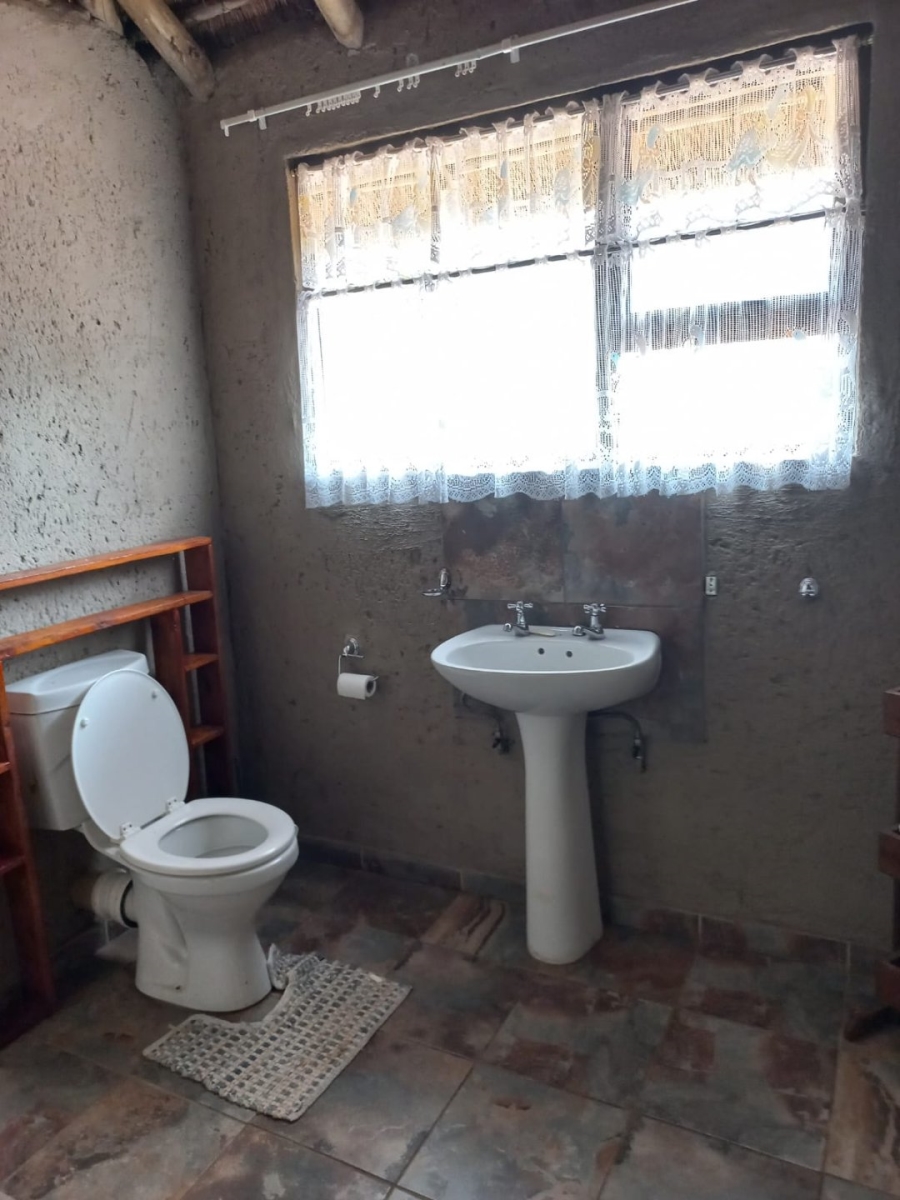 6 Bedroom Property for Sale in Kromdraai Limpopo