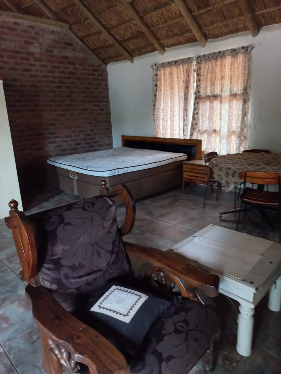 6 Bedroom Property for Sale in Kromdraai Limpopo