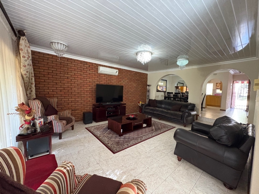 To Let 3 Bedroom Property for Rent in Bendor Limpopo