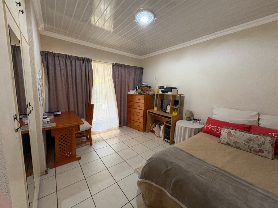 To Let 3 Bedroom Property for Rent in Bendor Limpopo