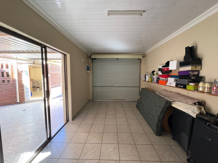 To Let 3 Bedroom Property for Rent in Bendor Limpopo