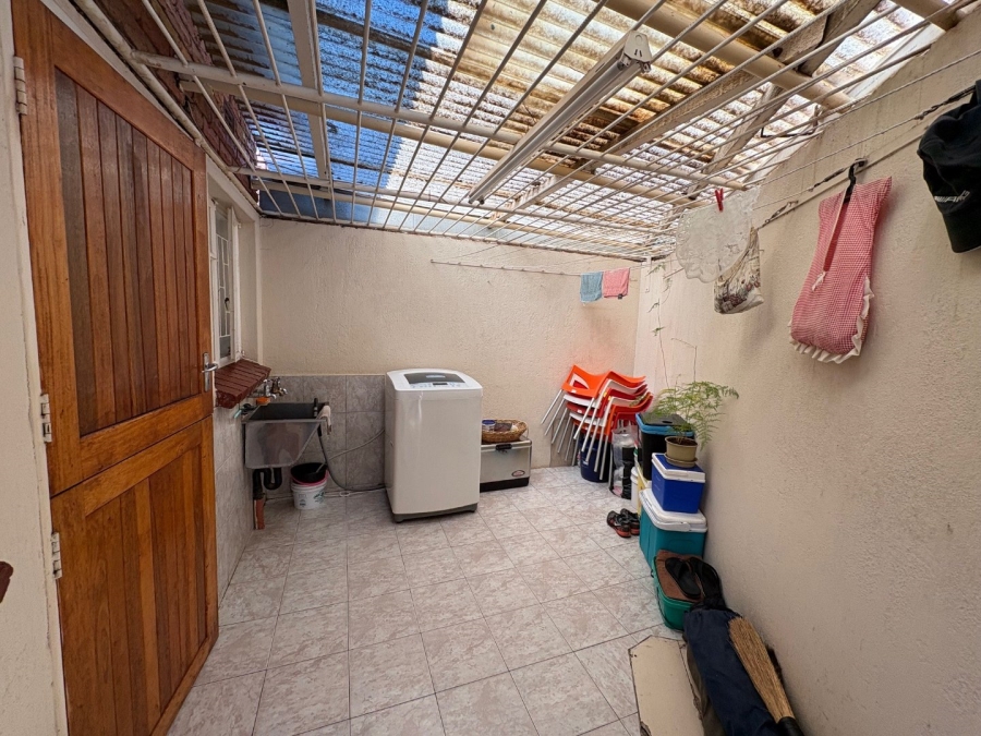 To Let 3 Bedroom Property for Rent in Bendor Limpopo