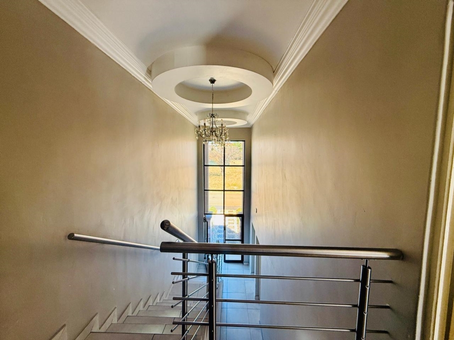5 Bedroom Property for Sale in Woodhill Estate Limpopo
