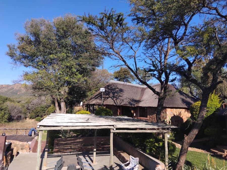 12 Bedroom Property for Sale in Mahwelereng Limpopo