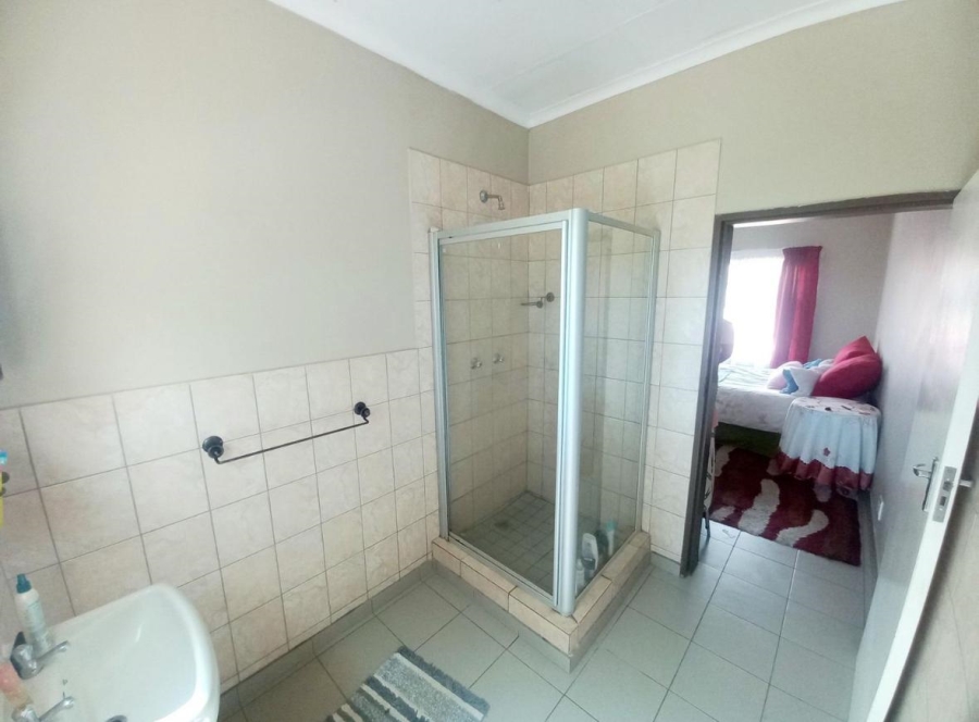 1 Bedroom Property for Sale in Penina Park Ext 1 Limpopo