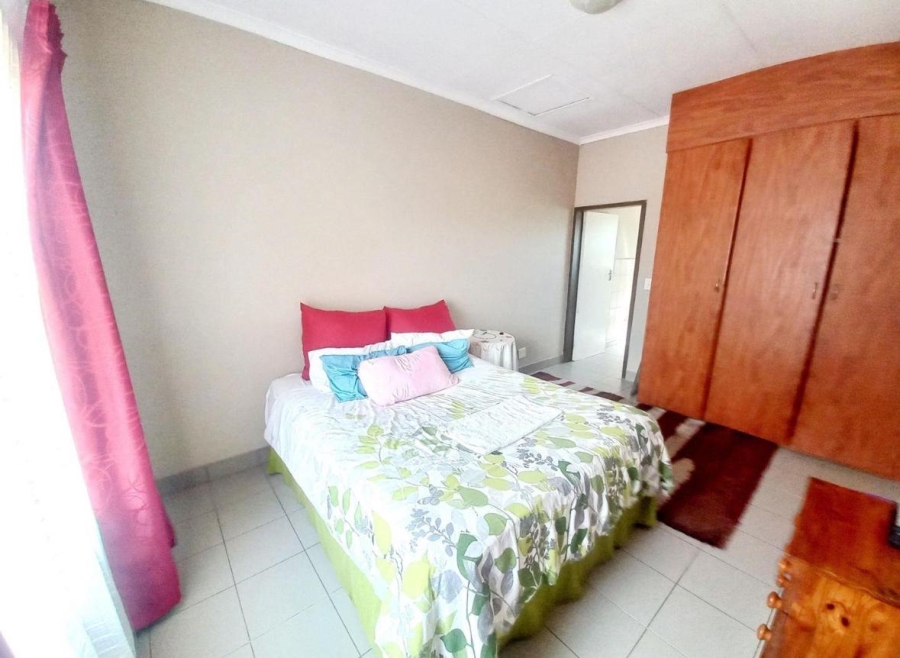 1 Bedroom Property for Sale in Penina Park Ext 1 Limpopo