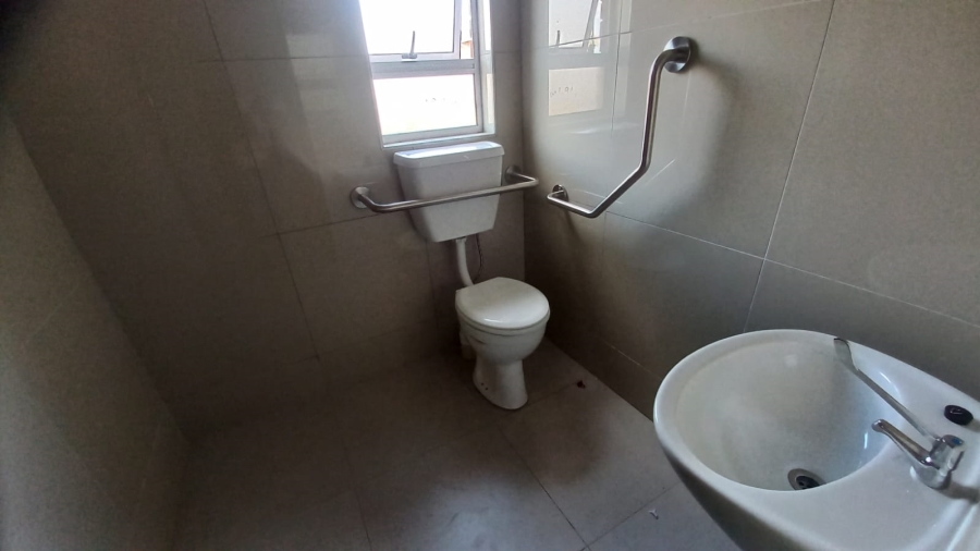 To Let commercial Property for Rent in Polokwane Industria Limpopo