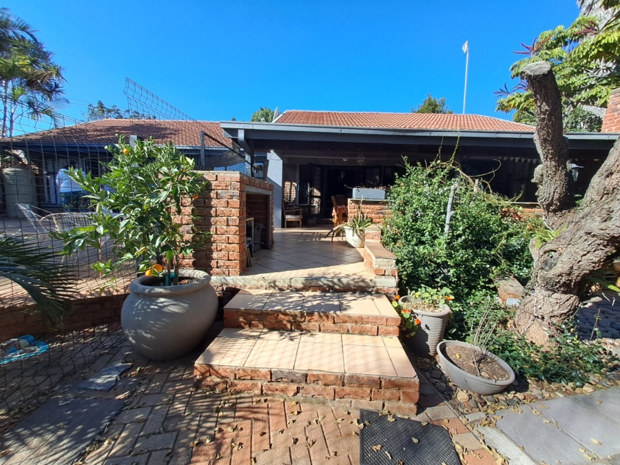 5 Bedroom Property for Sale in Sterpark Limpopo
