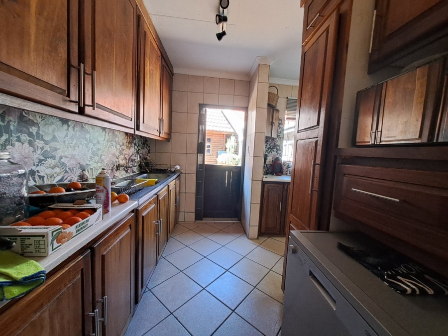 5 Bedroom Property for Sale in Sterpark Limpopo