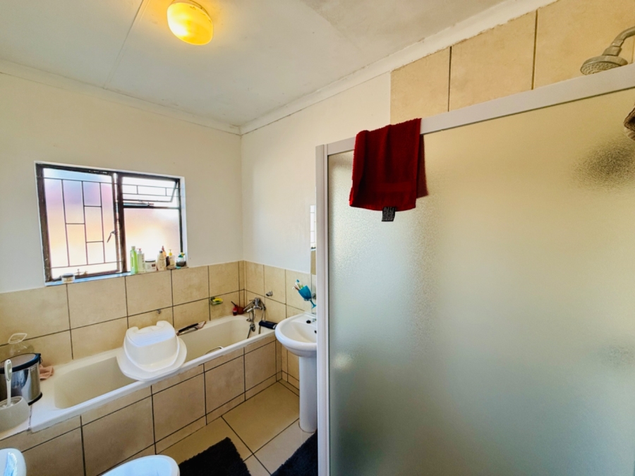 3 Bedroom Property for Sale in Bendor Limpopo