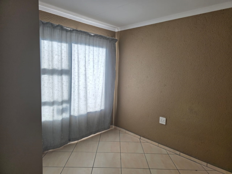 To Let 3 Bedroom Property for Rent in Southern Gateway Limpopo