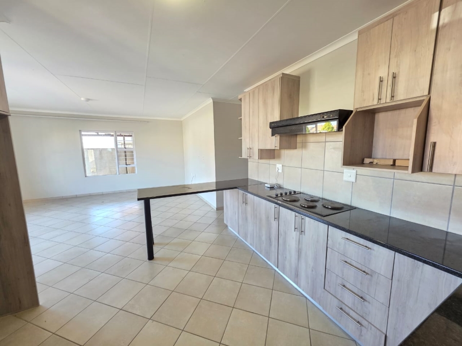 To Let 4 Bedroom Property for Rent in Southern Gateway Limpopo