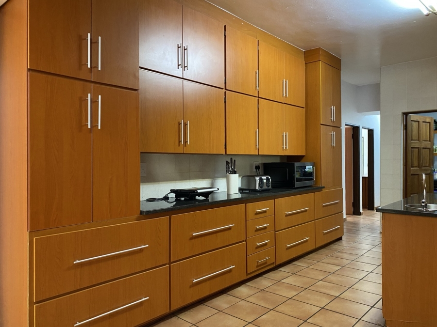 6 Bedroom Property for Sale in Thabazimbi Limpopo