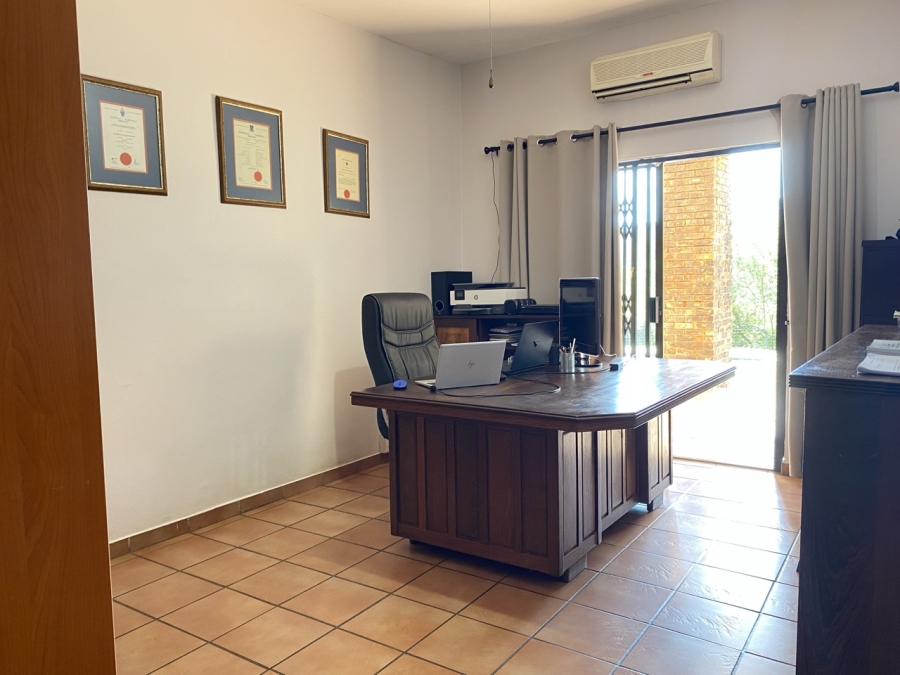6 Bedroom Property for Sale in Thabazimbi Limpopo