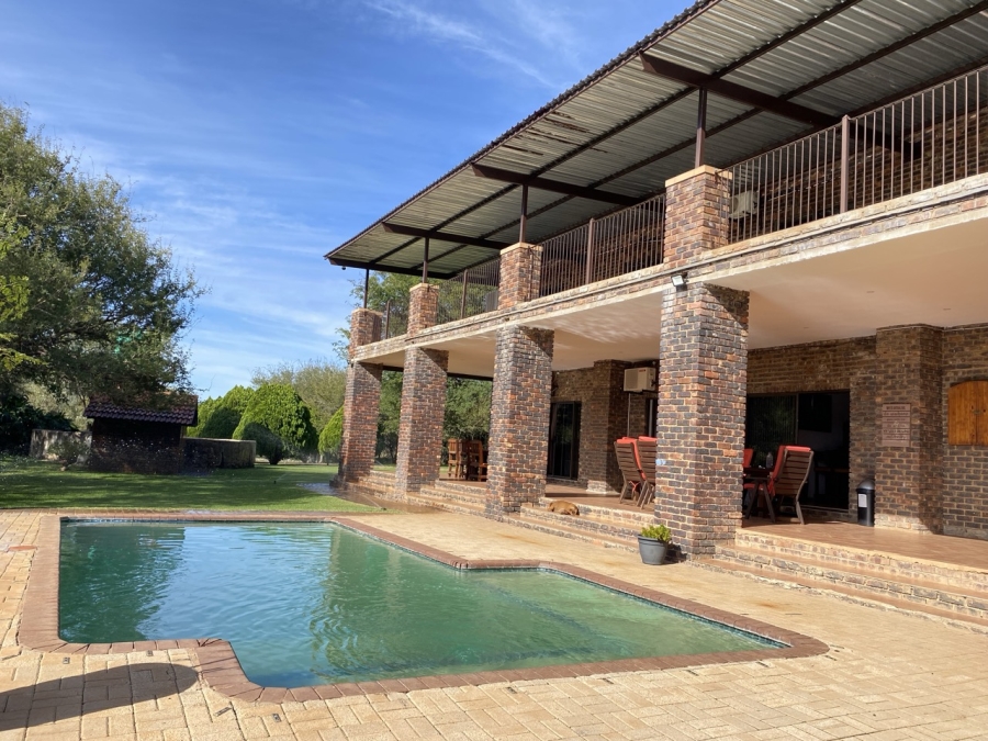 6 Bedroom Property for Sale in Thabazimbi Limpopo