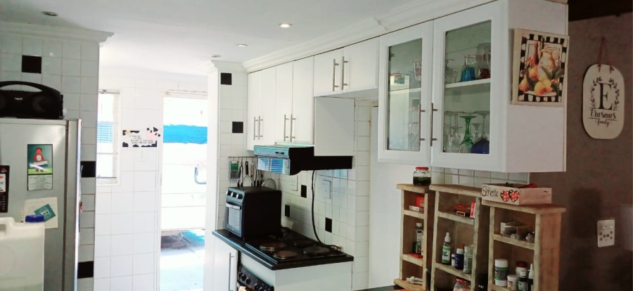 4 Bedroom Property for Sale in Flora Park Limpopo
