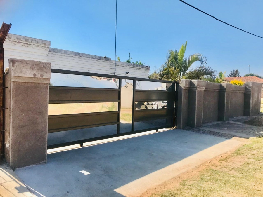 3 Bedroom Property for Sale in Polokwane Ext 76 Limpopo