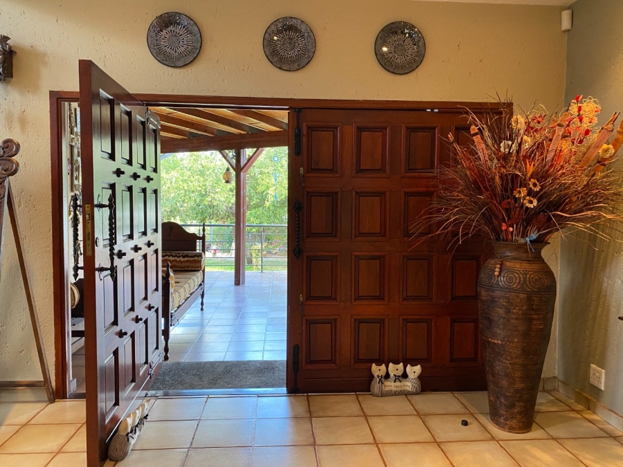 6 Bedroom Property for Sale in Thabazimbi Rural Limpopo