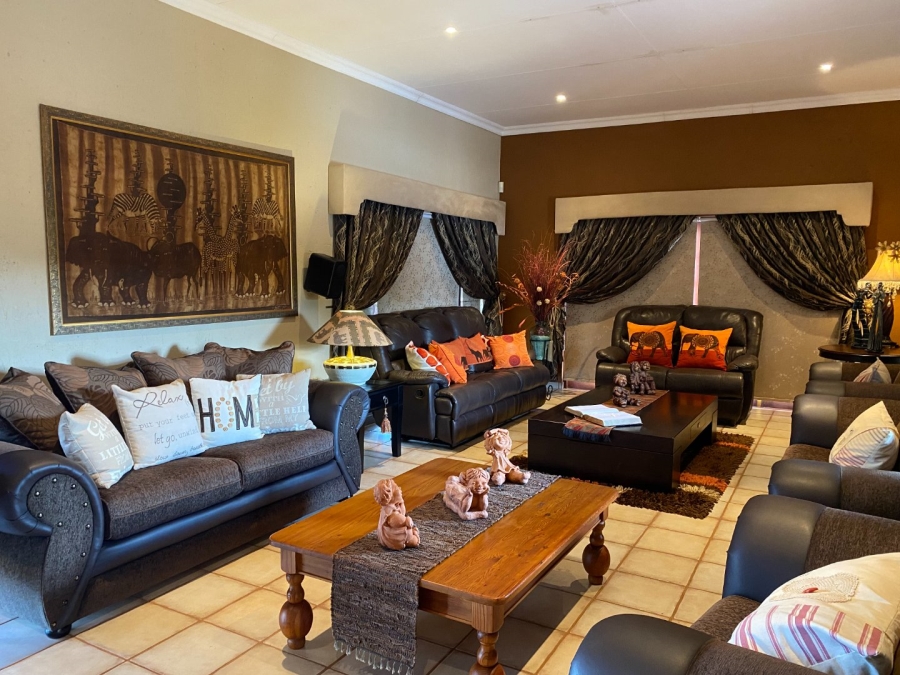 6 Bedroom Property for Sale in Thabazimbi Rural Limpopo