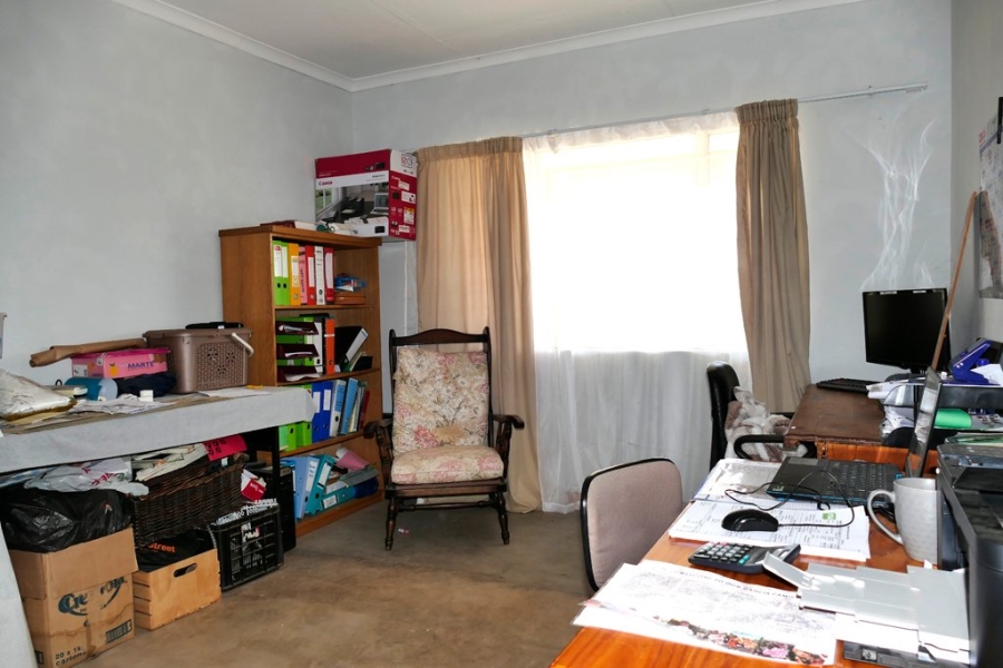 4 Bedroom Property for Sale in Leeukuil AH Limpopo