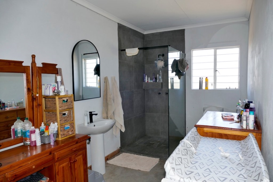 4 Bedroom Property for Sale in Leeukuil AH Limpopo