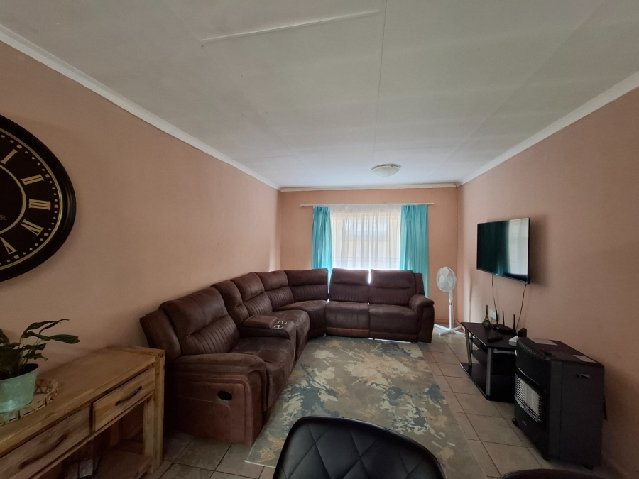 2 Bedroom Property for Sale in Modimolle Limpopo