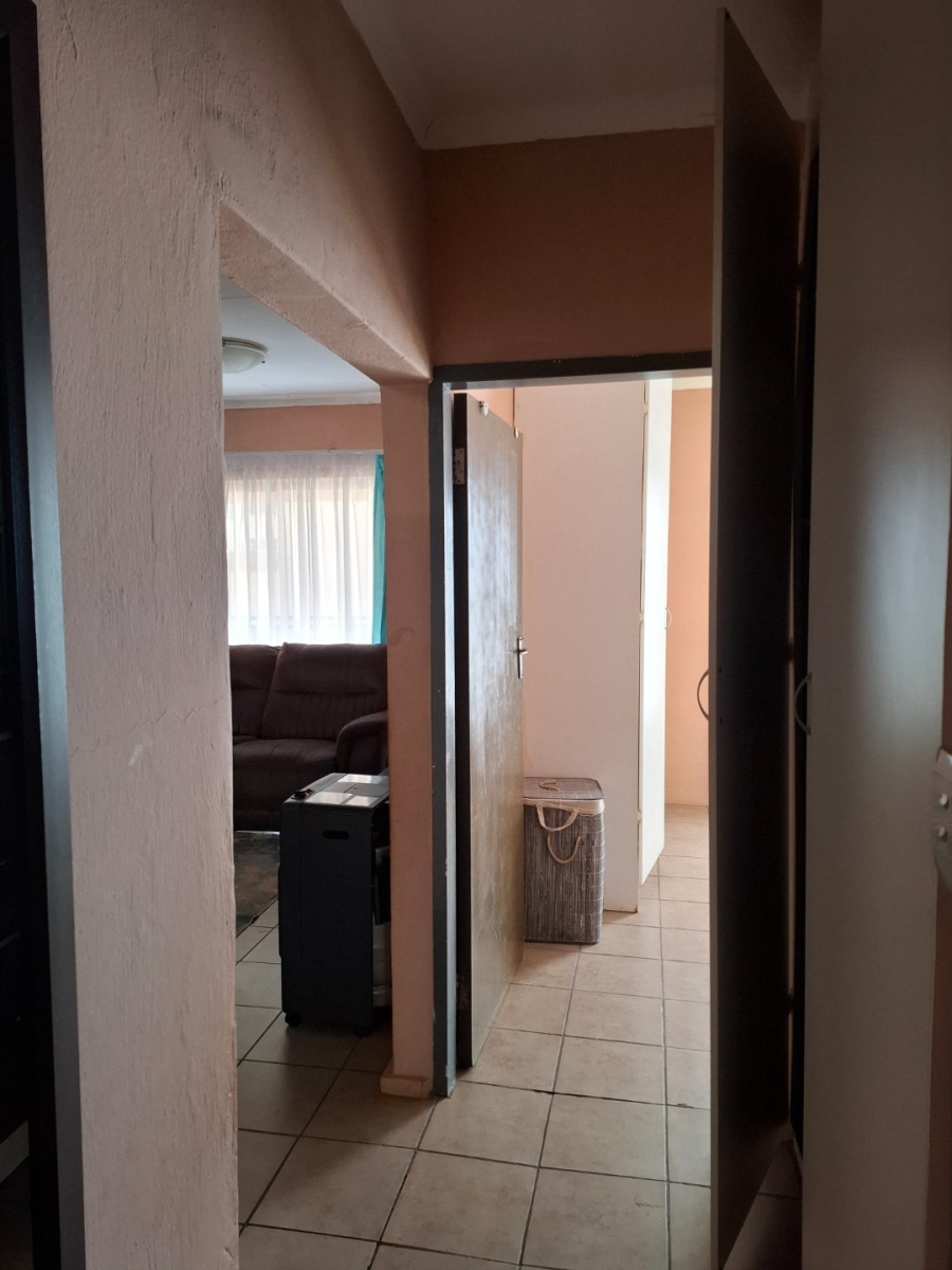 2 Bedroom Property for Sale in Modimolle Limpopo
